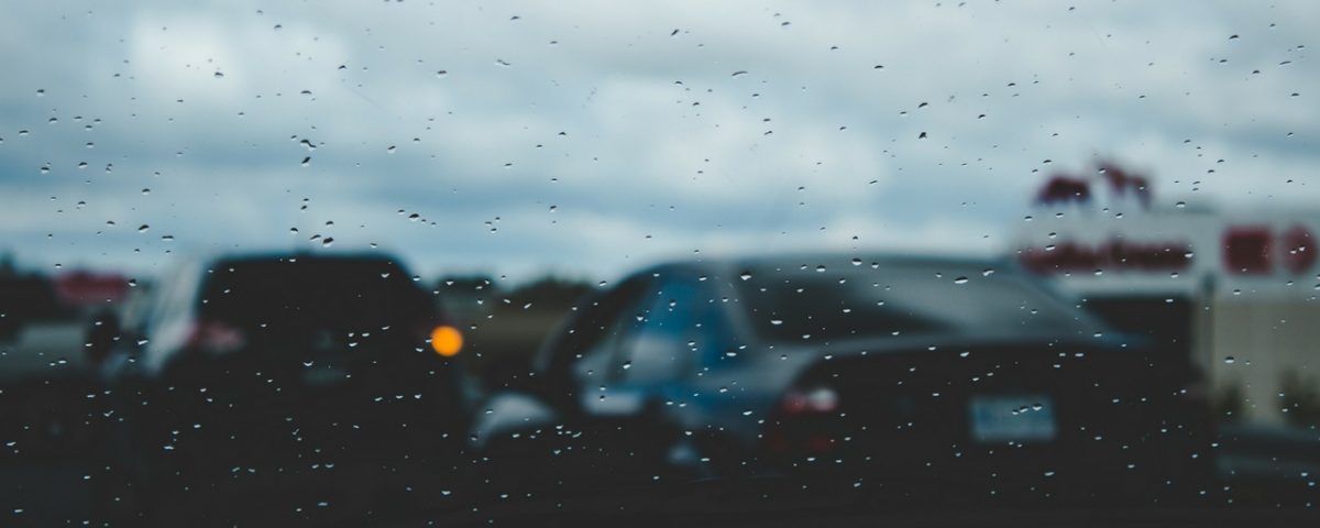 como conduzir à chuva segurança cartrack