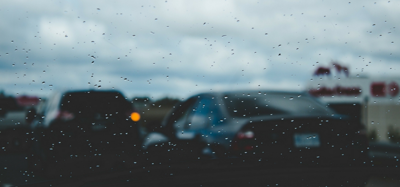 como conduzir à chuva segurança cartrack