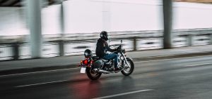 As principais causas dos acidentes de moto